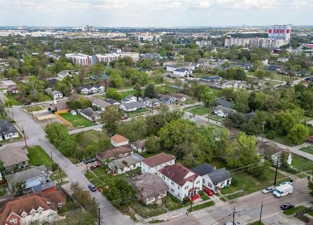 Property at 3301 Holman St, Houston, TX 77004, 2 beds, 1 bath