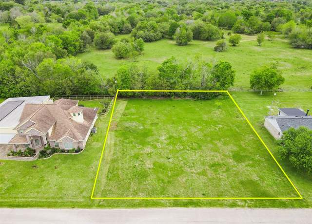 Property at 19 Hal Mcclain, Manvel, TX 77578