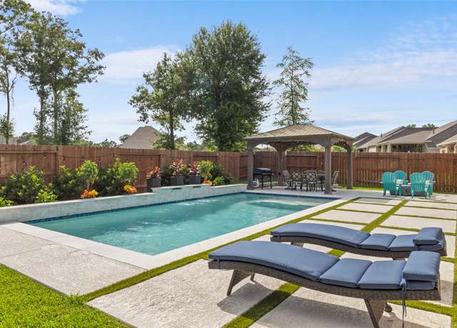Property at 23468 Yaupon Hills Dr, New Caney, TX 77357, 4 beds, 3.5 baths