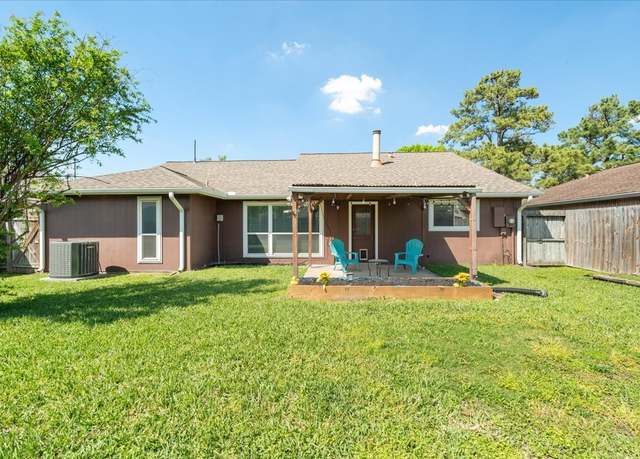 Property at 13623 Wimbledon Oaks Dr, Houston, TX 77065, 3 beds, 2 baths