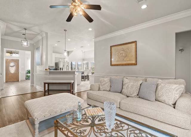 Property at 181 Wyndemere Dr, Montgomery, TX 77356, 3 beds, 2 baths
