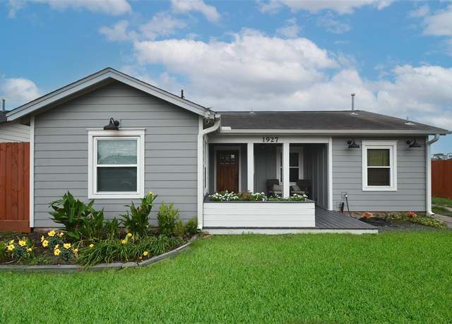 Property at 1927 Tabor St, Houston, TX 77009, 2 beds, 1 bath
