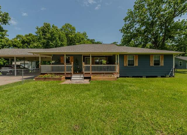 Property at 129 County Road 2063, Hull, TX 77564, 2 beds, 1 bath