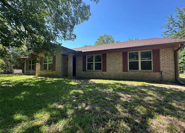Property at 9488 Us Highway 79 E, Buffalo, TX 75831, 3 beds, 2.5 baths