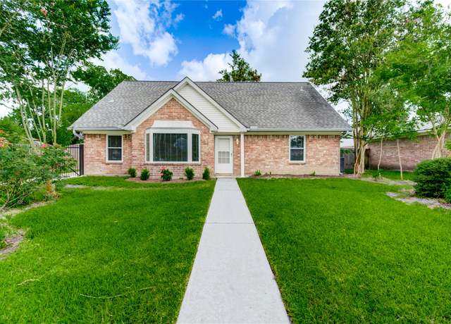 Property at 11823 Blair Meadow Dr, Meadows Place, TX 77477, 4 beds, 2 baths