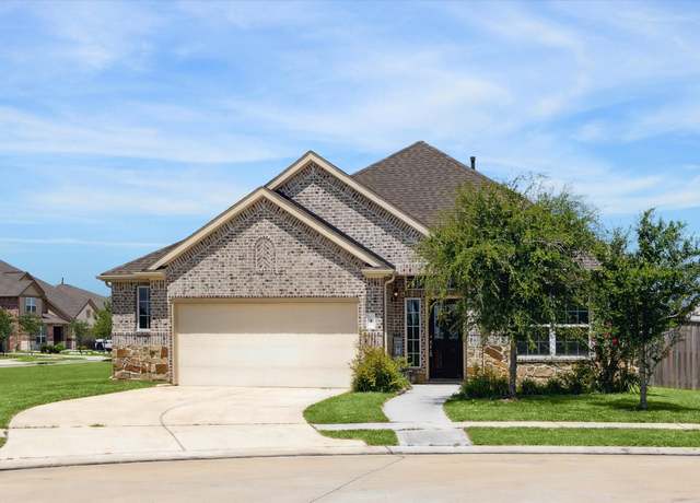 Property at 1 Lucas Chase Ct, Manvel, TX 77578, 3 beds, 2 baths