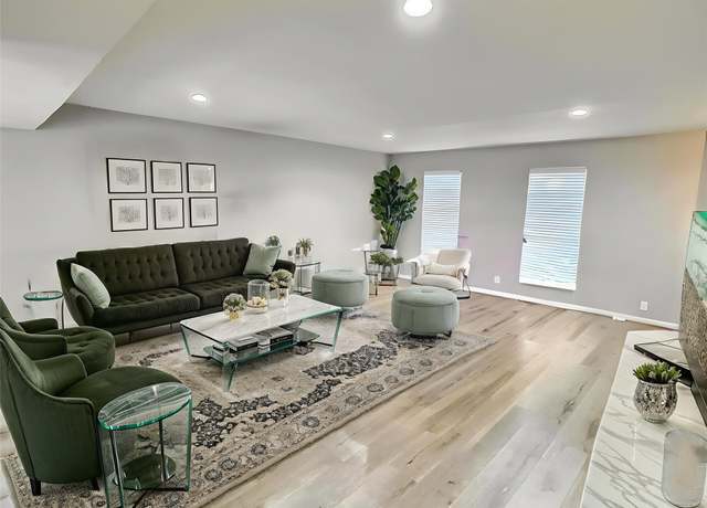 Property at 8101 Amelia Rd Unit 407 D, Houston, TX 77055, 3 beds, 2.5 baths