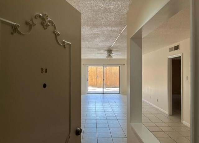 Property at 2701 Bellefontaine St Unit B8, Houston, TX 77025, 1 bed, 1 bath