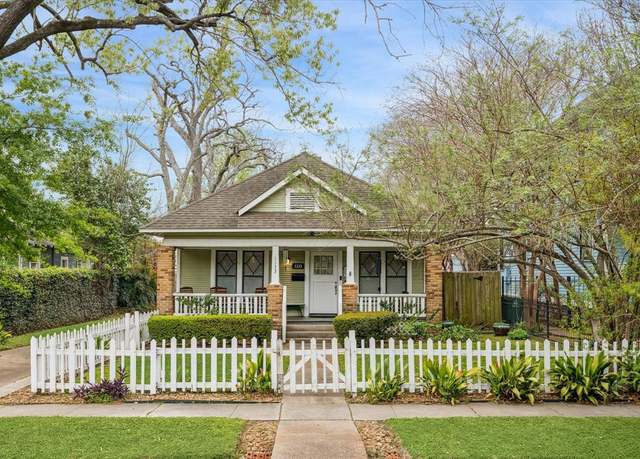 Property at 1133 Allston St, Houston, TX 77008, 2 beds, 2 baths
