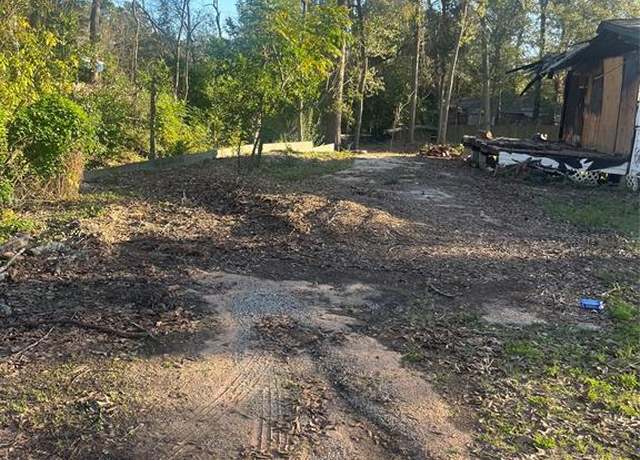 Property at 409 Wagers St, Conroe, TX 77301