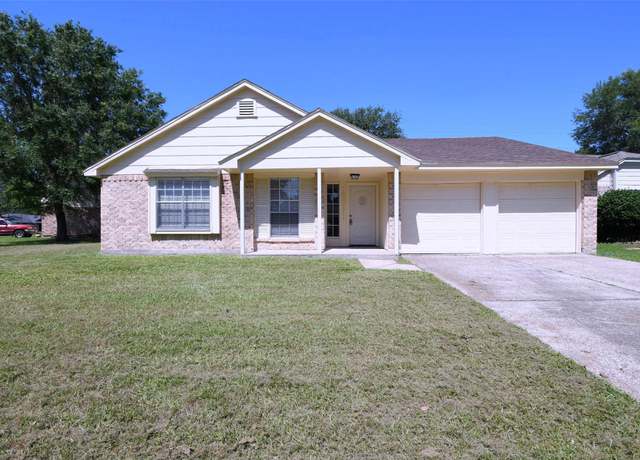 Property at 18811 Pine Trace Ct, Humble, TX 77346, 3 beds, 2 baths