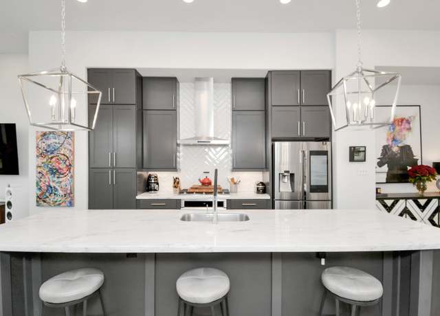 Property at 2917 Dallas St, Houston, TX 77003, 3 beds, 3.5 baths