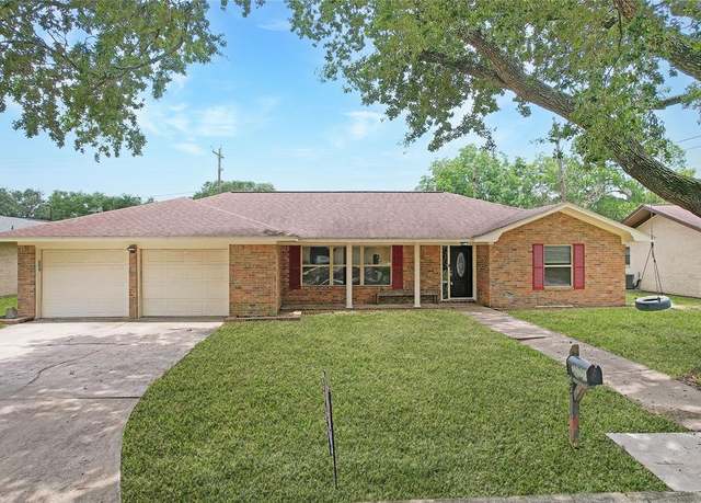 Property at 2103 Kipling St, Baytown, TX 77520, 3 beds, 2 baths