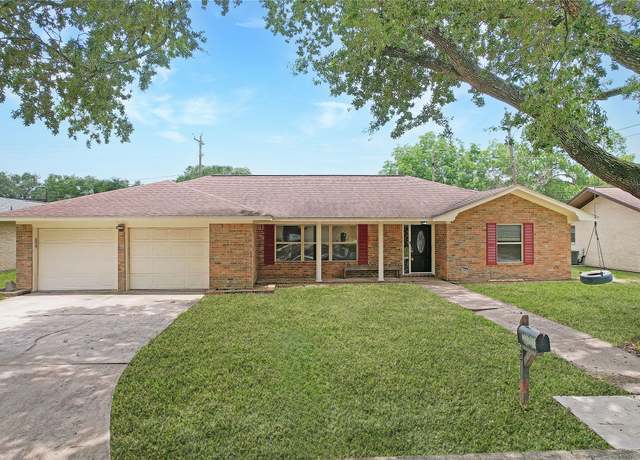 Property at 2103 Kipling St, Baytown, TX 77520, 3 beds, 2 baths