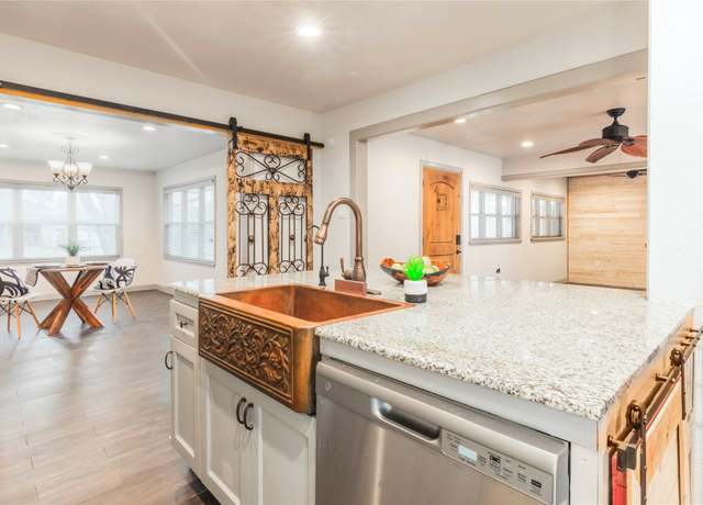 Property at 2717 Belmont St, Dickinson, TX 77539, 2 beds, 2 baths