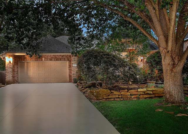Property at 87 S Bluff Creek Cir, The Woodlands, TX 77382, 4 beds, 3 baths