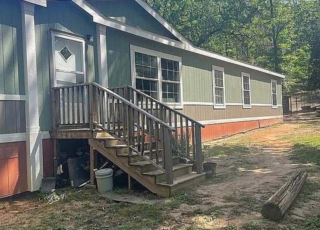 Property at 1827 County Road 262, Nacogdoches, TX 75965, 4 beds, 2 baths