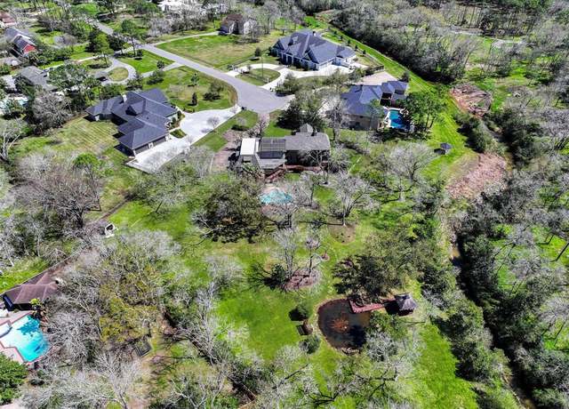 Property at 1208 Cowards Creek Dr, Friendswood, TX 77546, 4 beds, 5 baths