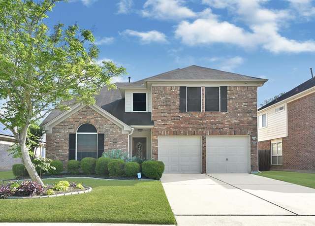 Property at 827 Citation Dr, Stafford, TX 77477, 4 beds, 2.5 baths