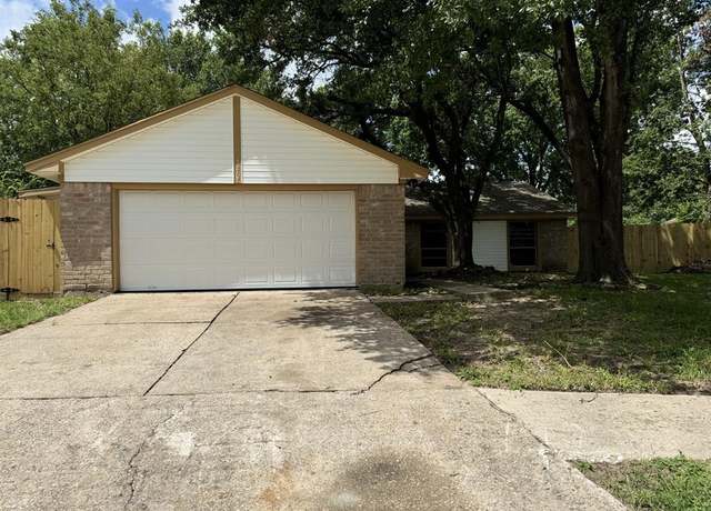 Property at 19707 Misty Pines Ct, Humble, TX 77346, 4 beds, 2 baths