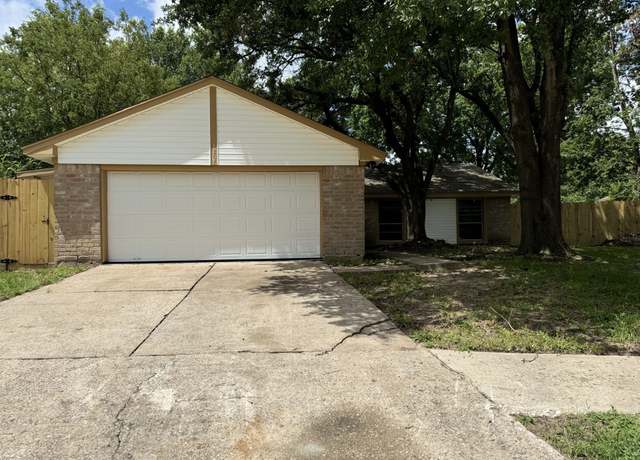 Property at 19707 Misty Pines Ct, Humble, TX 77346, 4 beds, 2 baths