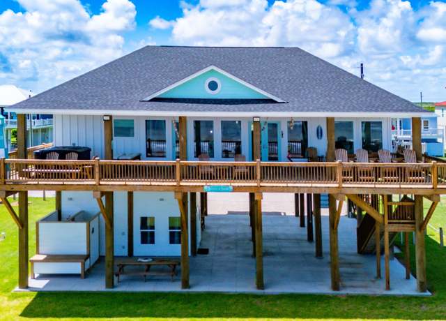 Property at 768 Bolivar Dunes Blvd, Gilchrist, TX 77617, 4 beds, 3 baths