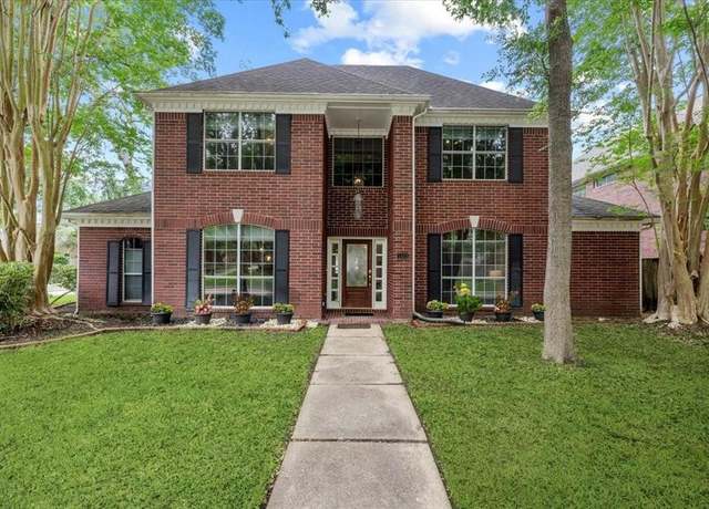 Property at 1103 Glendale Dr, Sugar Land, TX 77479, 4 beds, 3.5 baths