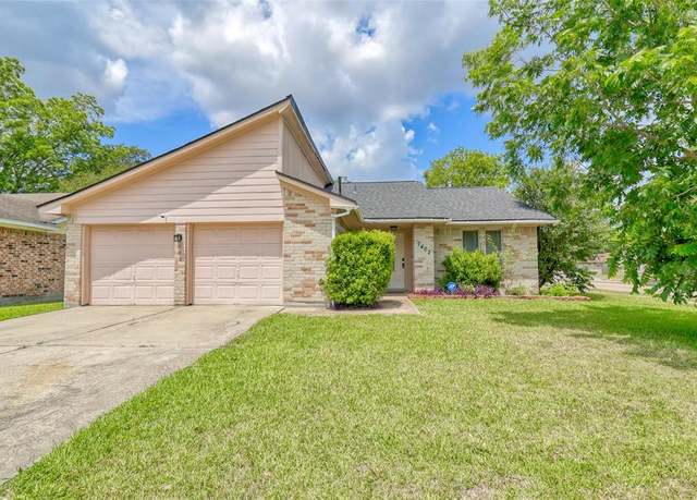 Property at 7402 Londres Dr, Houston, TX 77083, 3 beds, 2 baths