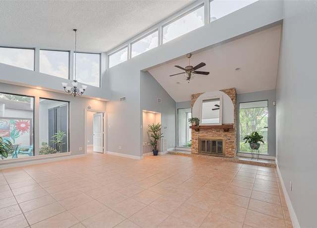 Property at 7655 S Braeswood Blvd #3, Houston, TX 77071, 2 beds, 2 baths
