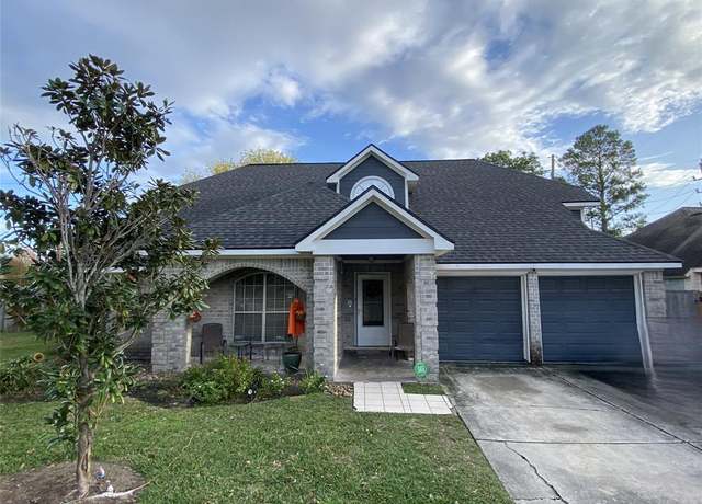 Property at 11906 Sulphur Springs Dr, Houston, TX 77067, 4 beds, 2.5 baths