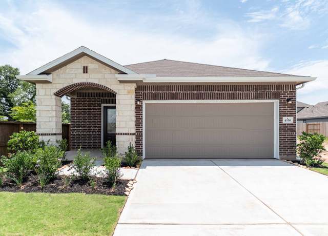 Property at 4350 Maple Root Ln, Pinehurst, TX 77362, 3 beds, 2.5 baths
