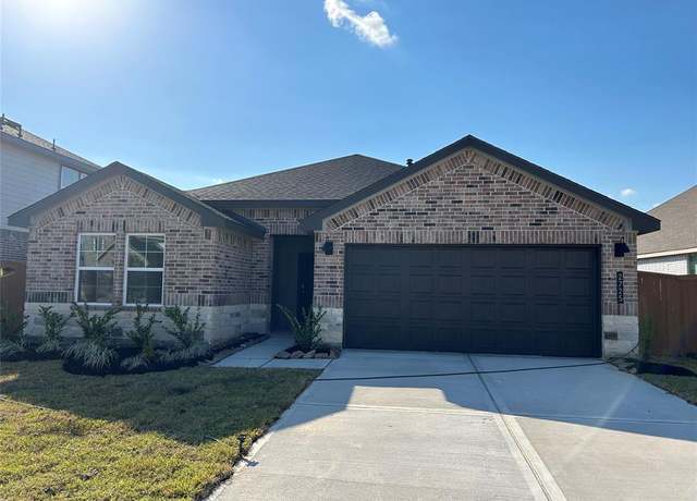 Property at 2725 Gran Castillo Dr, Texas City, TX 77591, 4 beds, 2 baths