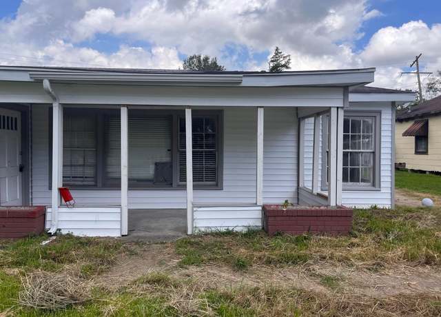 Property at 4980 Chambers St, Beaumont, TX 77705, 2 beds, 1 bath