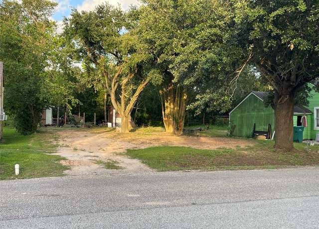 Property at 307 Ross St, La Marque, TX 77568