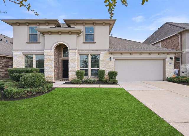 Property at 2266 Oakleaf Trail Ln, League City, TX 77573, 4 beds, 2.5 baths