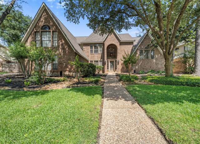 Property at 24622 W Kingscrest Cir, Spring, TX 77389, 4 beds, 3.5 baths