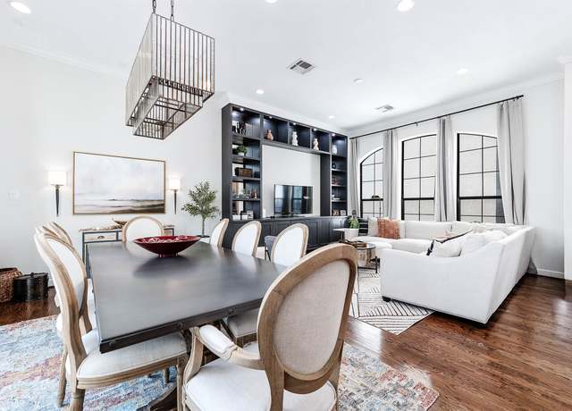 Property at 4707 Jackson St, Houston, TX 77004, 3 beds, 3.5 baths