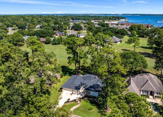 Property at 79 Summers Wind St, Montgomery, TX 77356, 3 beds, 2.5 baths