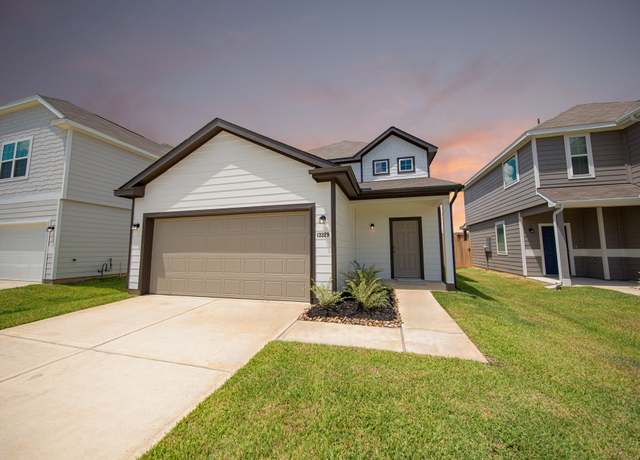 Property at 13329 Burbot Dr, Conroe, TX 77384, 4 beds, 2.5 baths