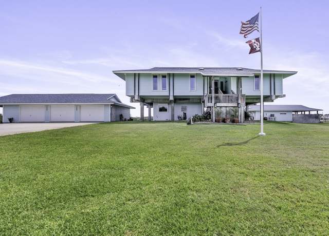 Property at 178 Smyth St, Port O Connor, TX 77982, 3 beds, 3 baths