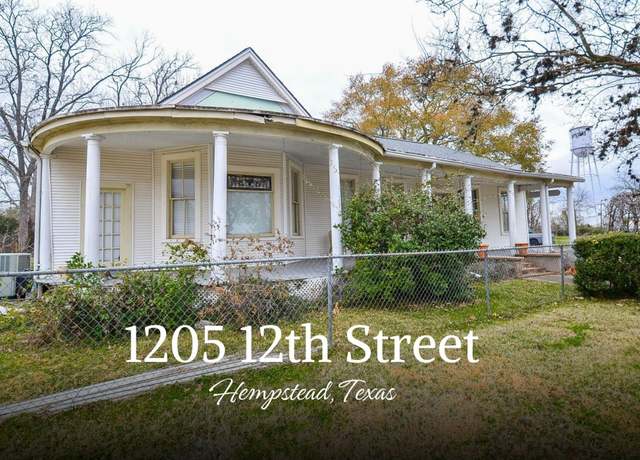 Property at 1205 12th St, Hempstead, TX 77445, 3 beds, 3 baths