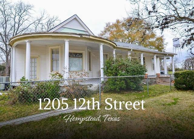Property at 1205 12th St, Hempstead, TX 77445, 3 beds, 3 baths