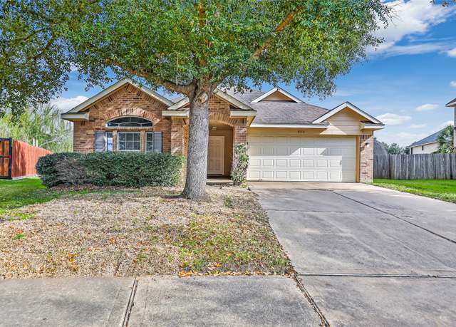 Property at 8530 Windy Thicket Ln, Cypress, TX 77433, 3 beds, 2 baths