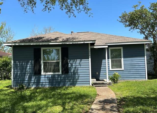 Property at 1606 W 8th St, Freeport, TX 77541, 3 beds, 2 baths