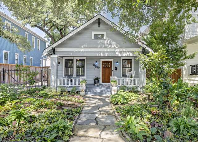 Property at 1229 Cortlandt St, Houston, TX 77008, 4 beds, 2 baths