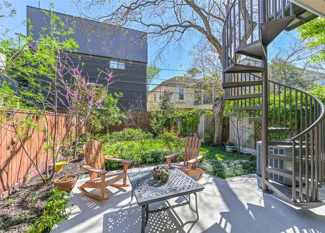 Property at 4303 Blossom St, Houston, TX 77007, 3 beds, 3.5 baths