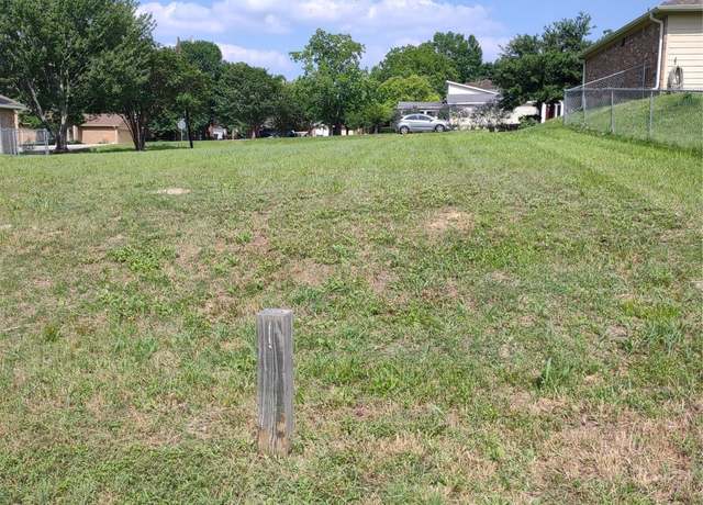Property at 331 Cape Conroe Dr, Conroe, TX 77356