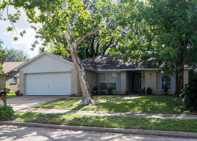 Property at 4822 Misty Shadows Dr, Houston, TX 77041, 4 beds, 2 baths