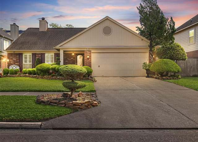 Property at 19130 Timber Trace Dr, Humble, TX 77346, 3 beds, 2 baths