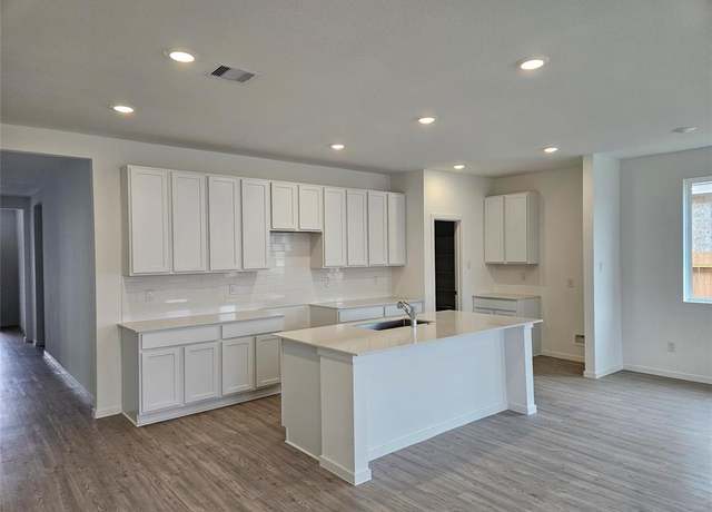 Property at 16534 Mesquite Field Dr, Hockley, TX 77447, 4 beds, 3 baths